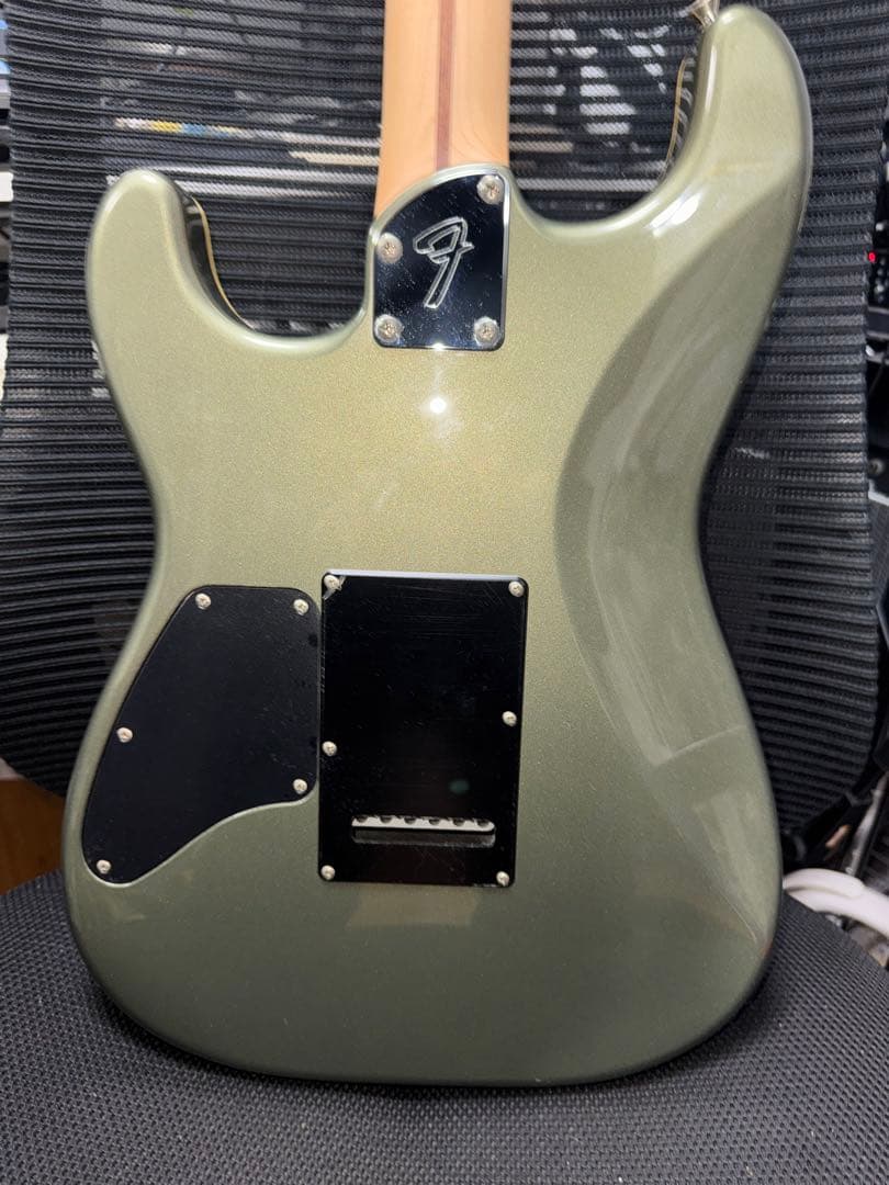 オリーブグリーン エレキギター