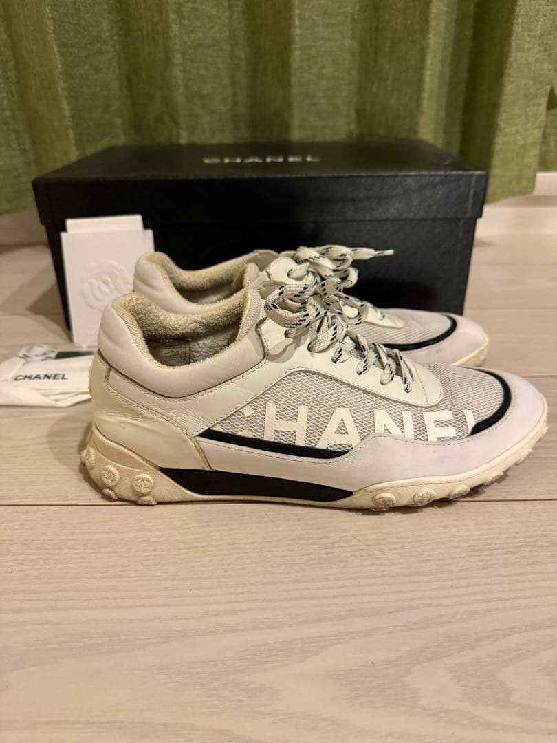 CHANEL メンズスニーカー ホワイト