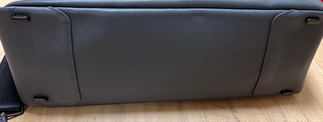 FARO UrbanSquareTote3 グレー　取り外し可能ストラップ付