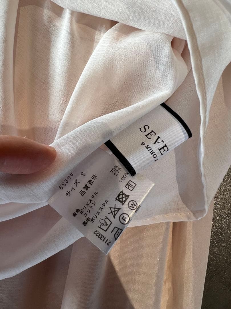 セブンテン2022コレクション　スカート　Sサイズ　美品