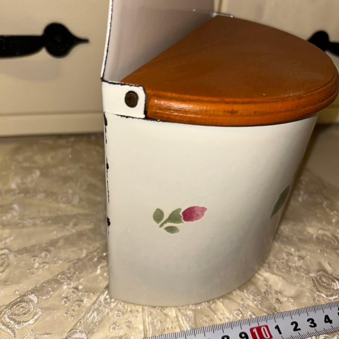 マニー　ホーロー小物入れ