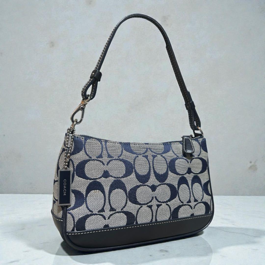 【美品】COACH コーチ 6094アクセサリーポーチ ネイビー　メタルチャーム