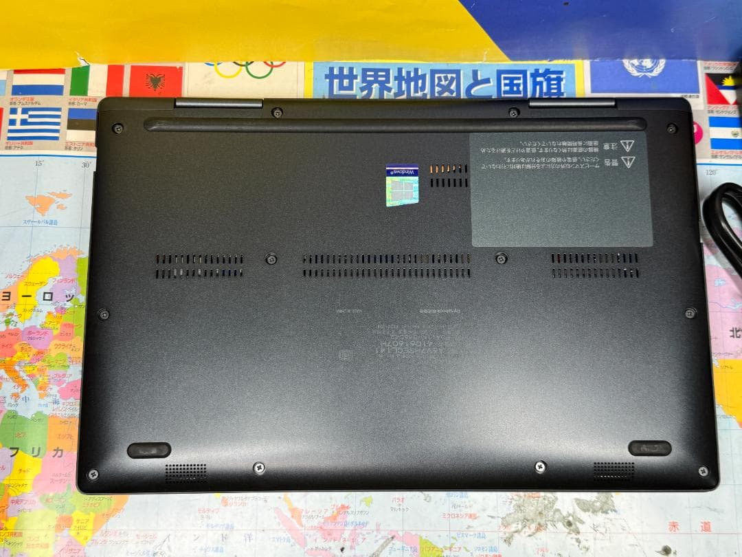 極美品 東芝 第11世代 i7 V83/HS タッチパネル 16GB 512GB