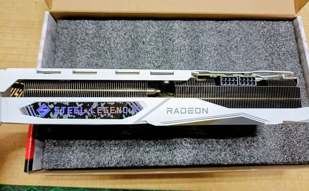 【美品】Radeon RX7800XT 16GB OC SteelLegend