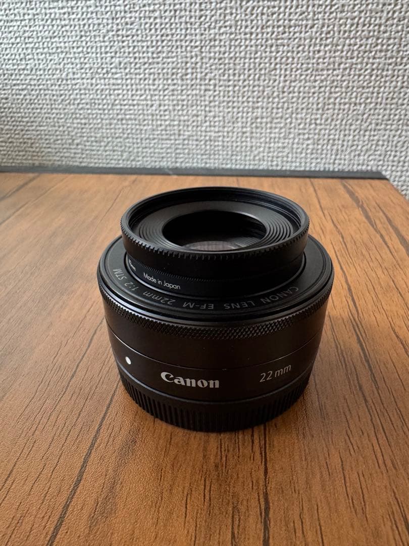 Canon EF-M 22mm f/2 STM レンズ