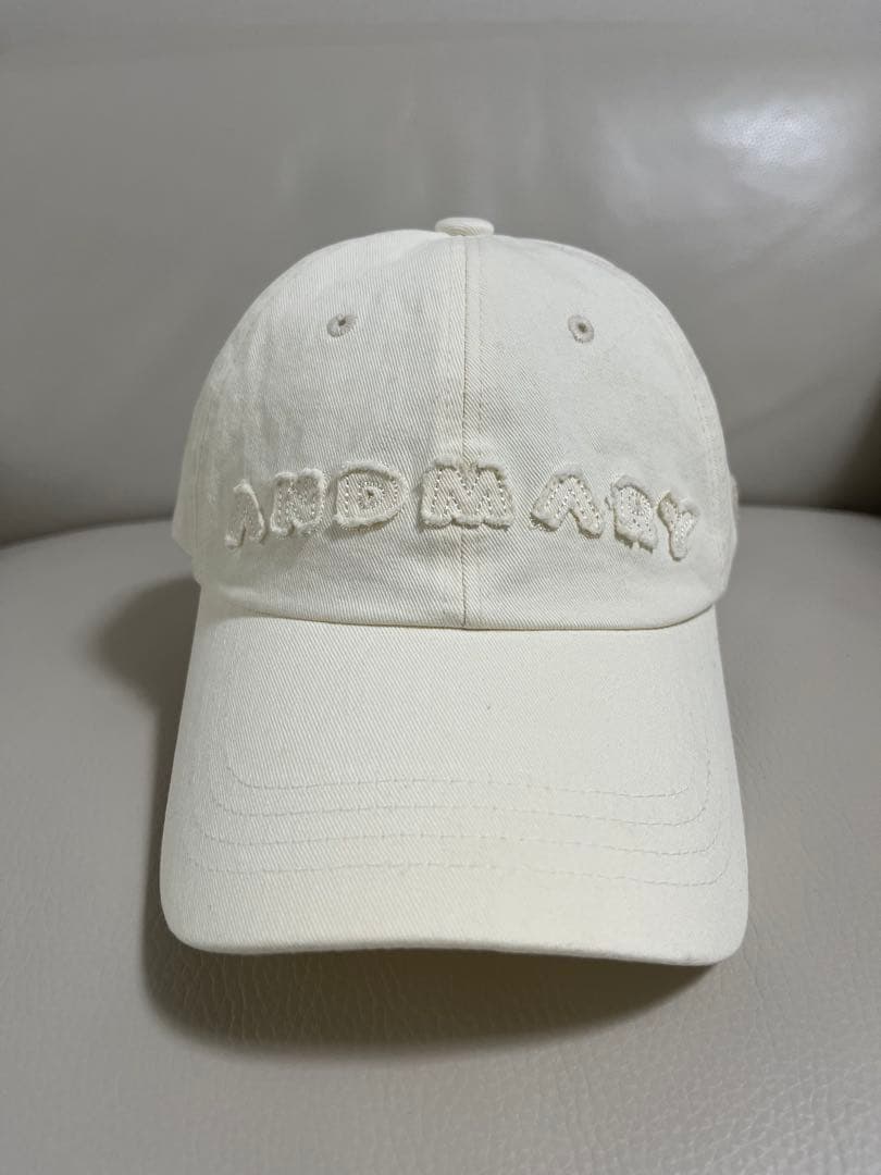 帽子 Mary logo cap ivory andmary