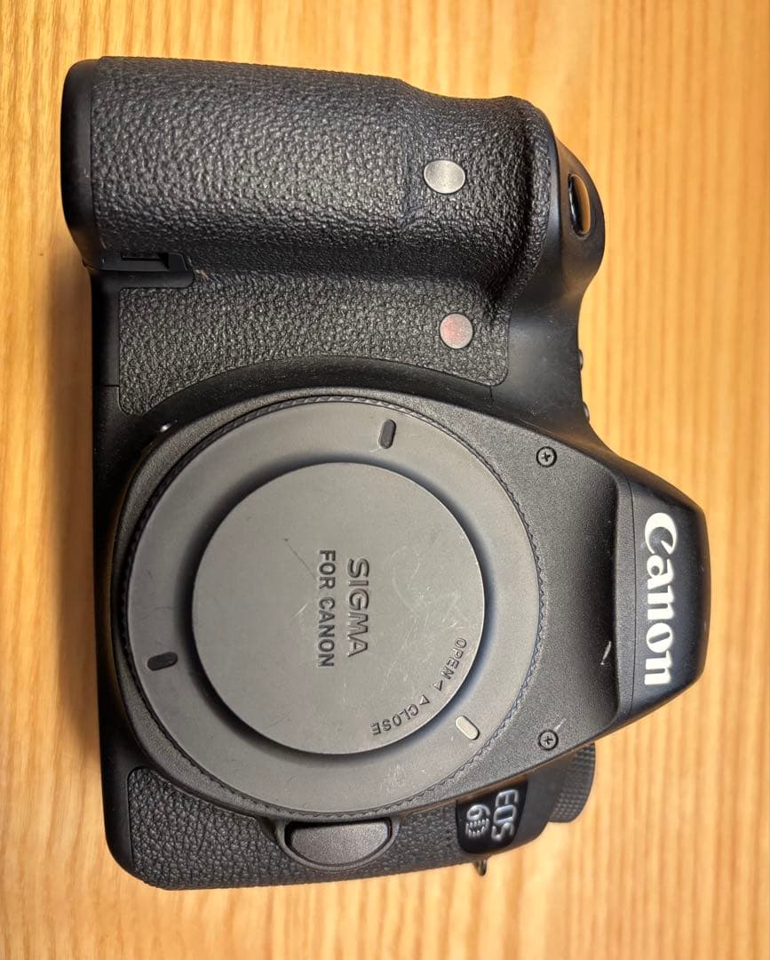 Canon EOS 6D デジタル一眼レフカメラ　フルサイズ