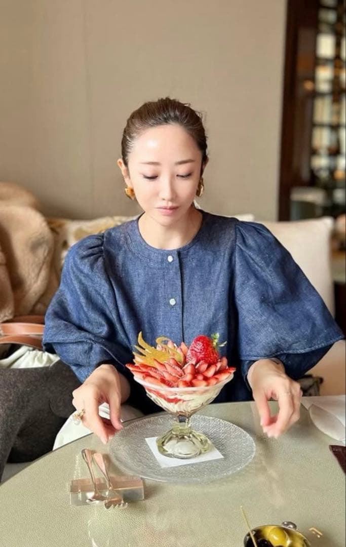 アニカイネズ　ハート　フープ　ピアス　ゴールド　神崎恵