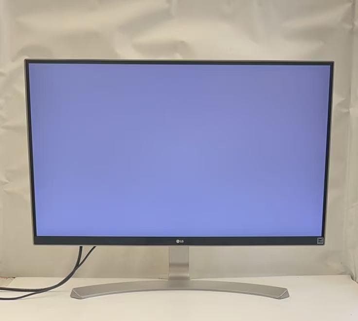 LG 27UD88-W 27インチモニター 4Kディスプレイ