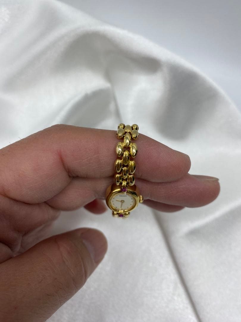 電池交換済　美品　SEIKO ストーン　ゴールド　ブレスウォッチ