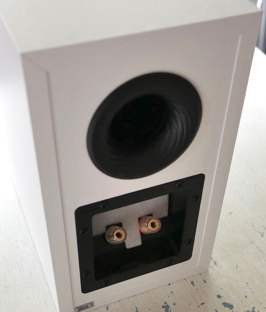 【未使用】Dynaudio Emit10ホワイト　1本のみ