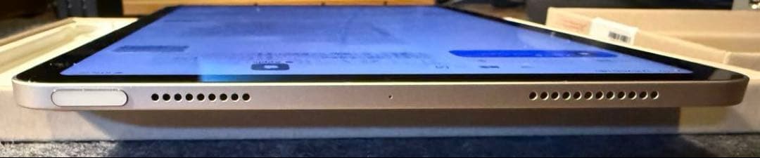 Apple iPad Air 第5世代 スターライト　ジャンク