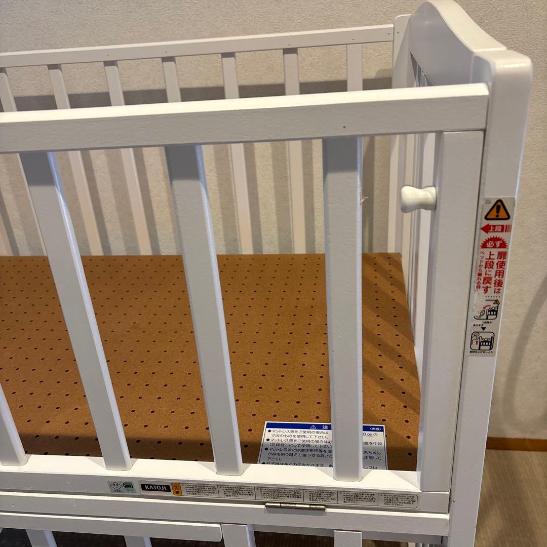 お値下げ中⭐︎カトージ　ベビーベッド　ホワイト　02700