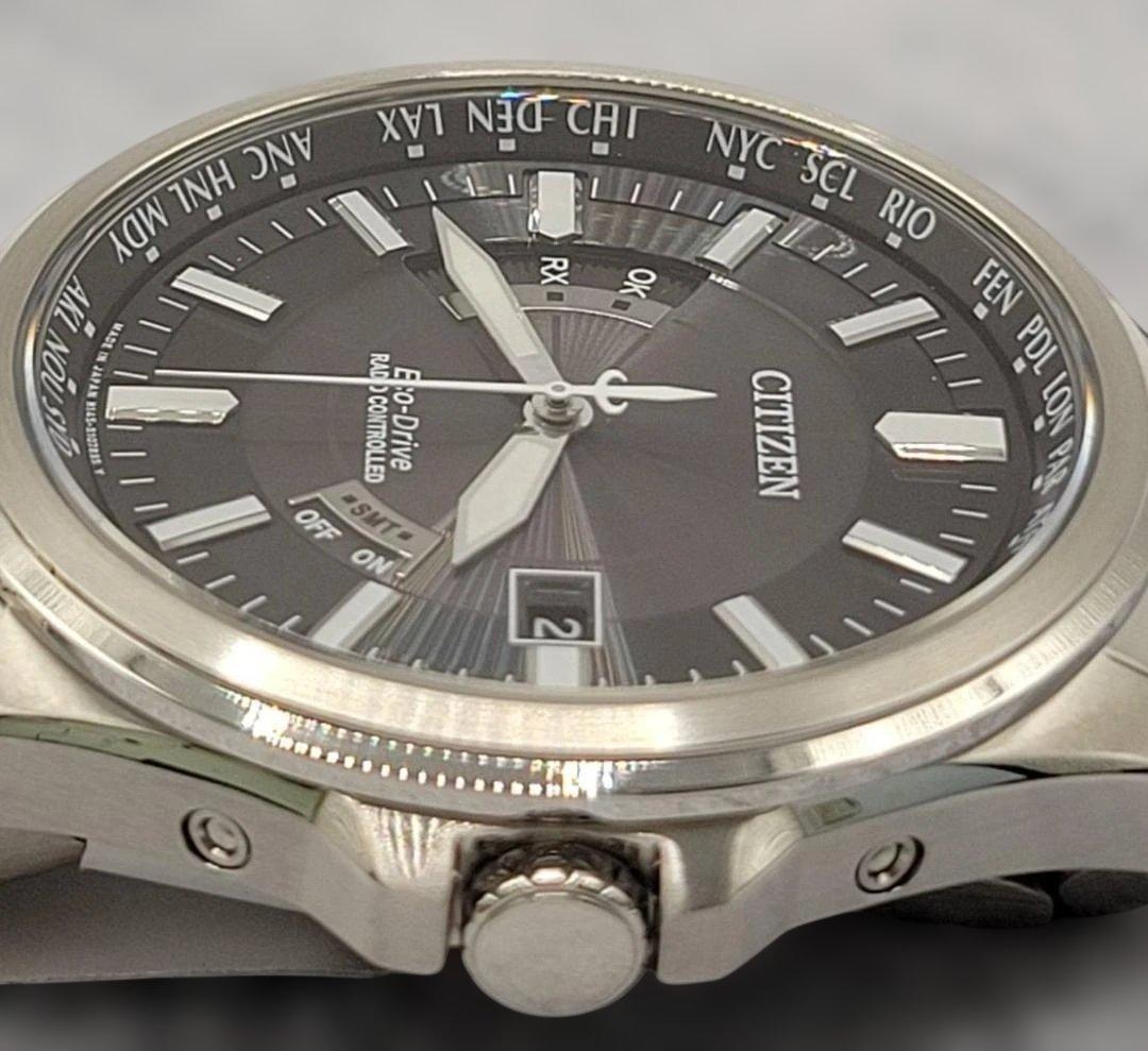 CITIZEN Eco-Drive ブラック ステンレス 電波時計　美品