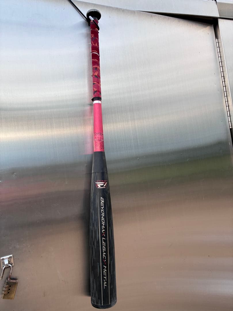 大幅値下げ中！BEYOND MAX LEGACY L バット