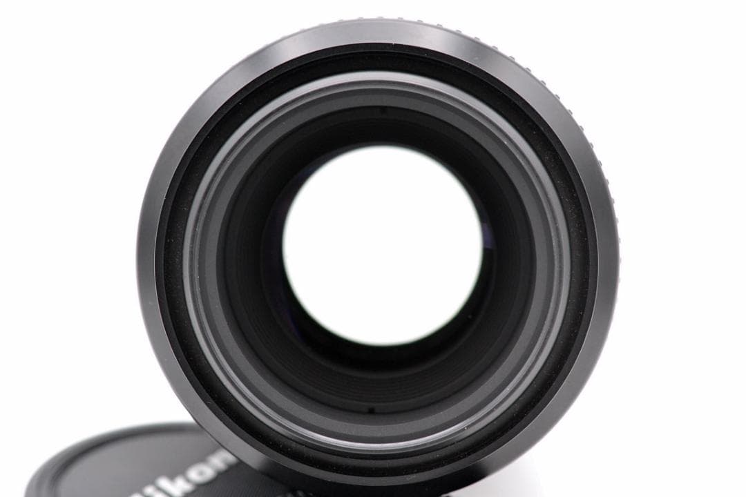 Nikon AF MICRO NIKKOR 105mm 2.8 D マクロレンズ