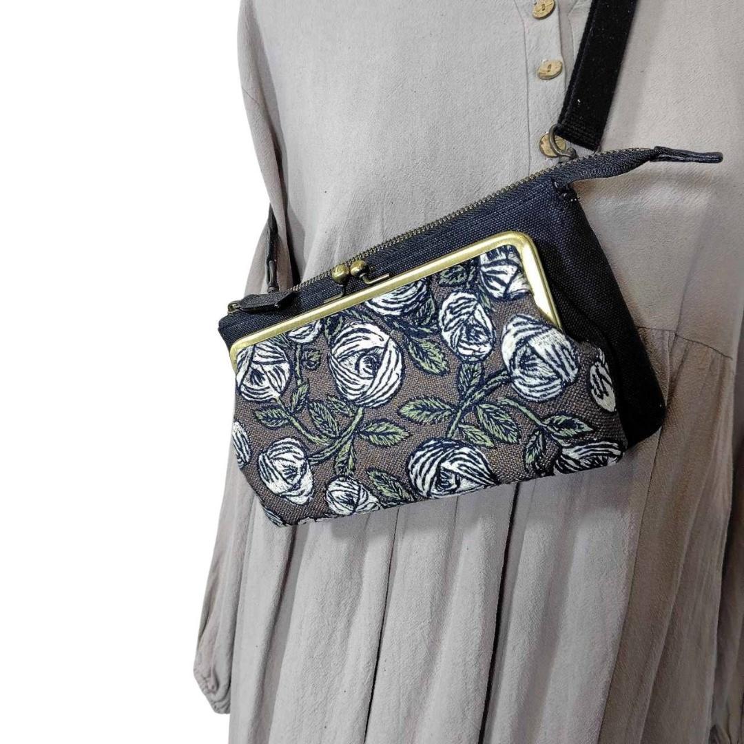 ミナペルホネン/rosyロージィーブラウン/がま口お財布ポシェットmina