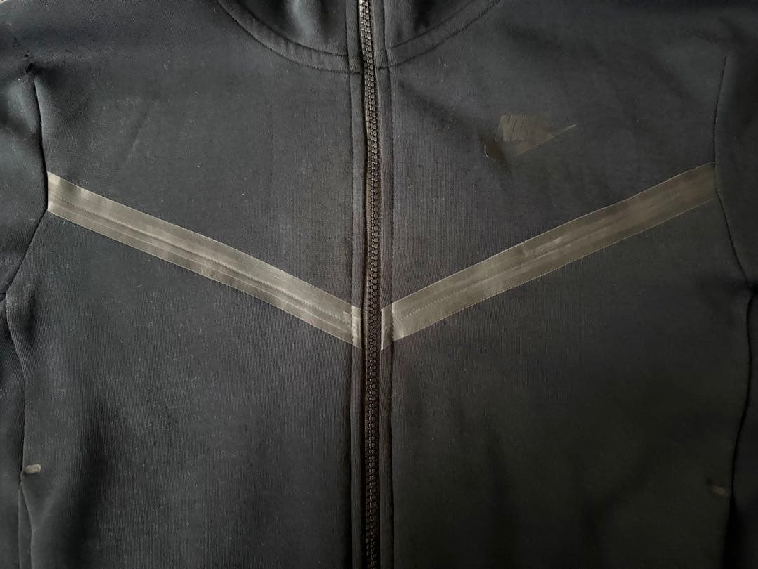 NIKE テックフリース　ブラック パーカー Sサイズ 旧型 swag