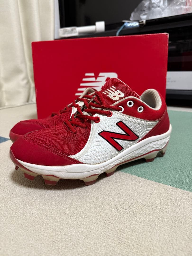 New Balance 野球用スパイク レッド/ホワイト