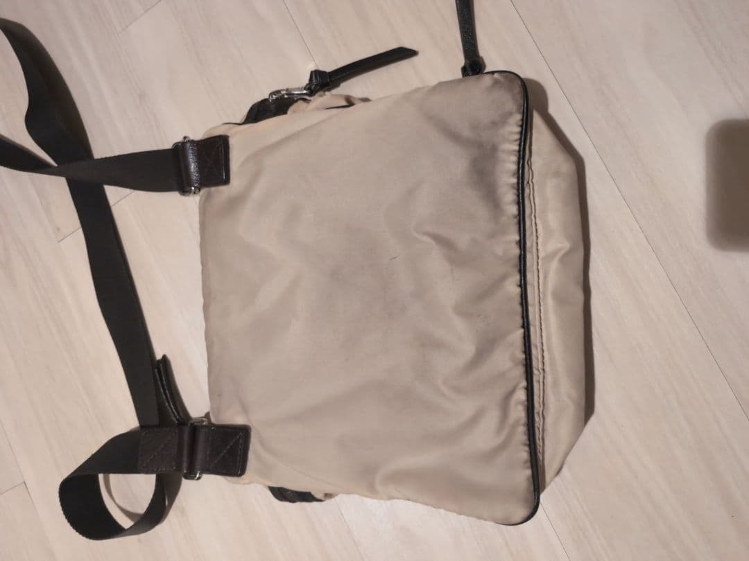 DOLCE&GABBANA ナイロン製ベージュショルダーバッグ