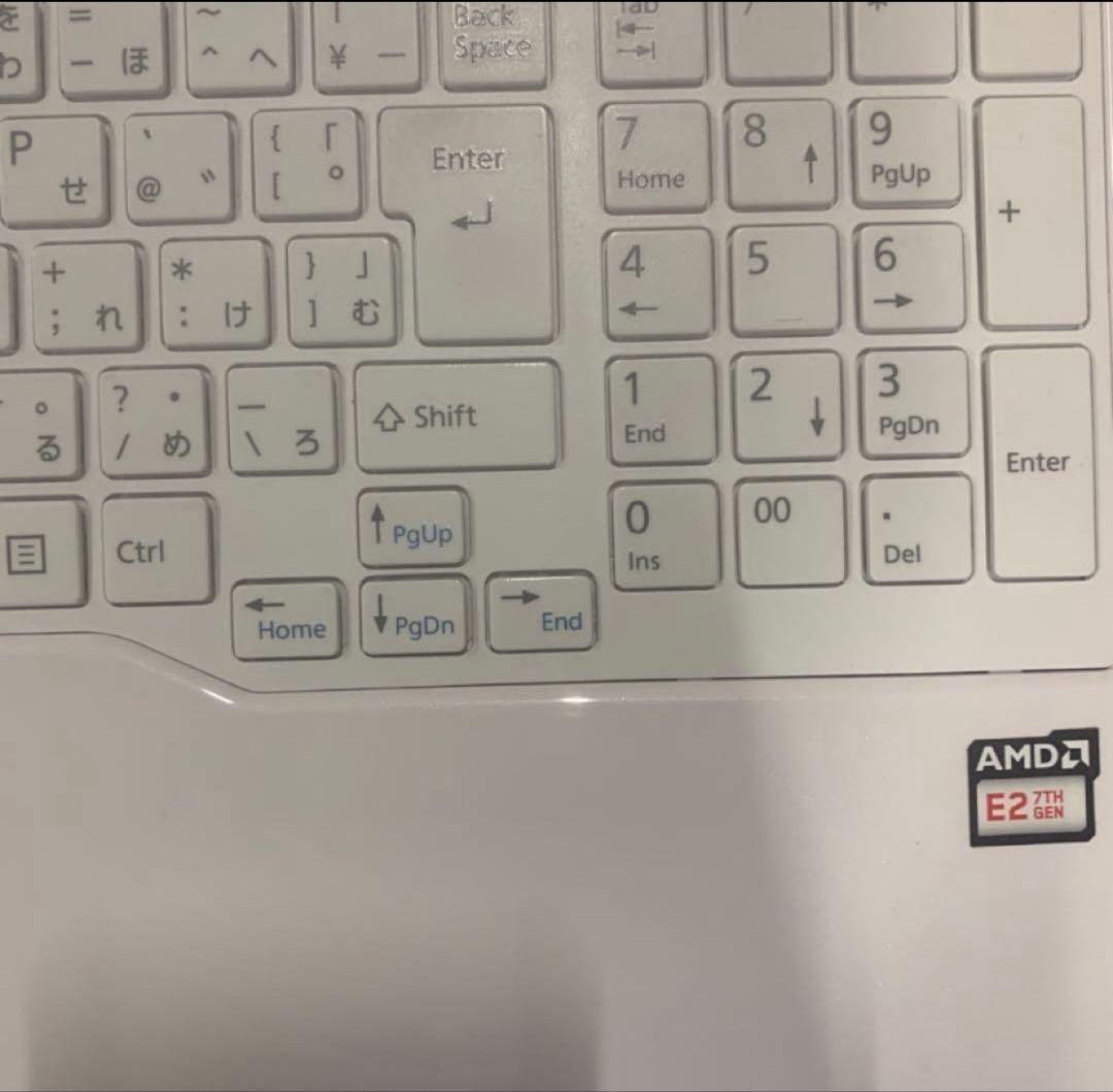 富士通 Windows11 ノートパソコン 極美品爆速SSD E2 9世代