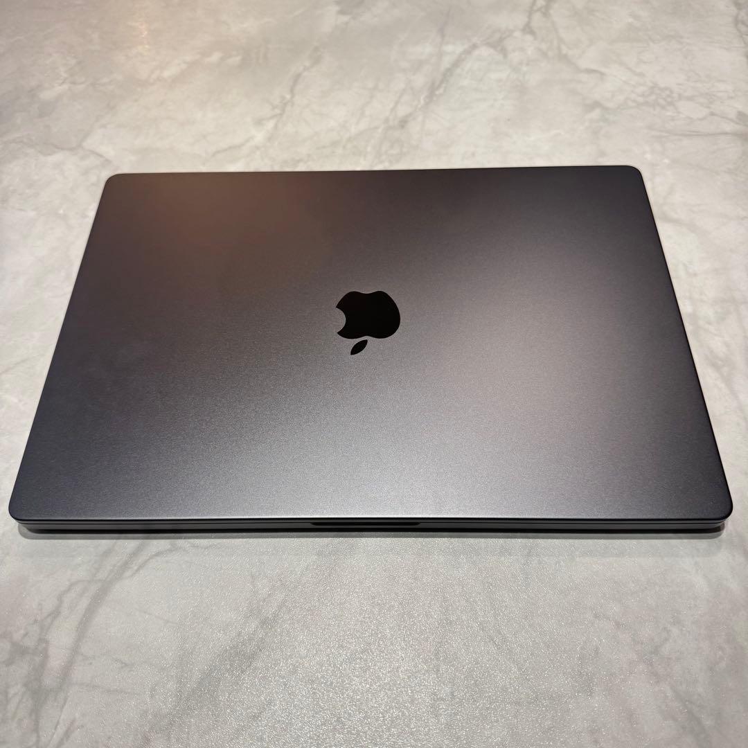 さつまいも様 Macbook Pro 16 M4Pro/48GB RAM 保証有