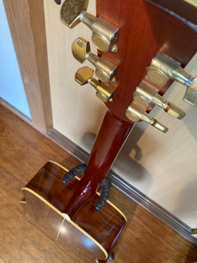 モーリスアコースティックギタージャパンヴィンテージ　ハードケース付　morris