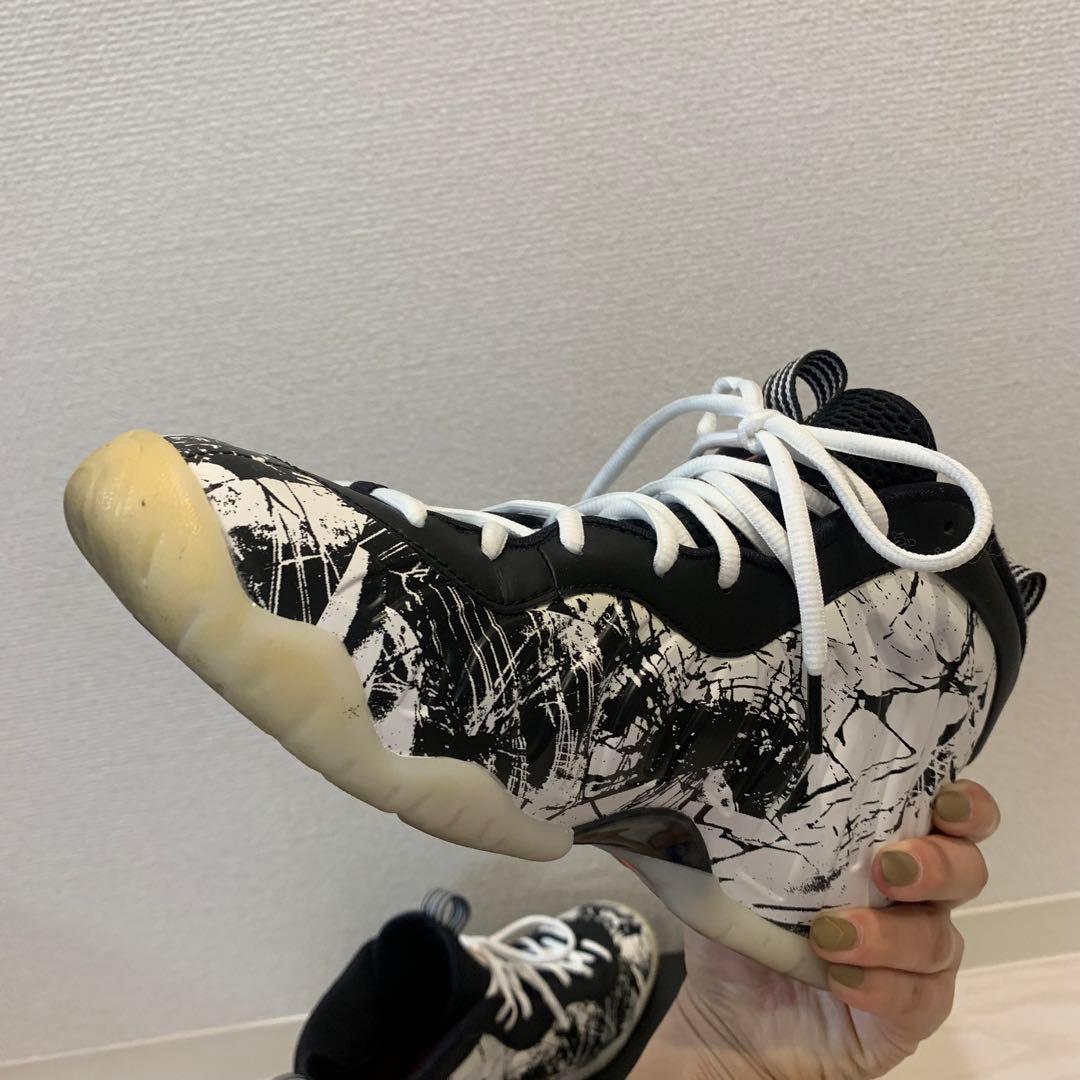 ナイキ エアフォームポジット ワン ブラック/ホワイト トータルオレンジ