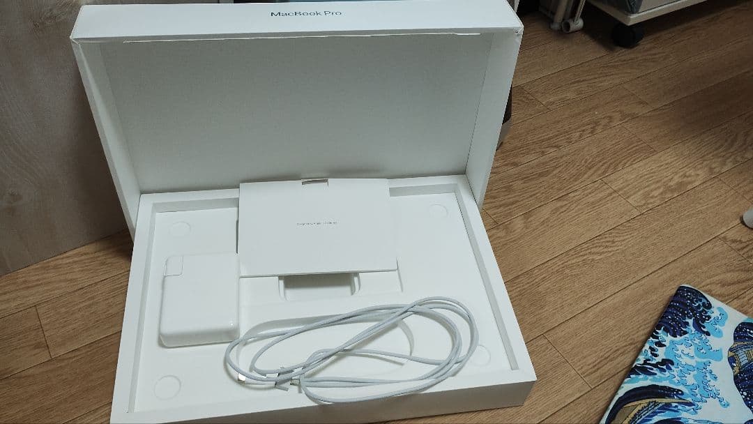 美品 MacBook Pro M2 16inch 32GB 1TB