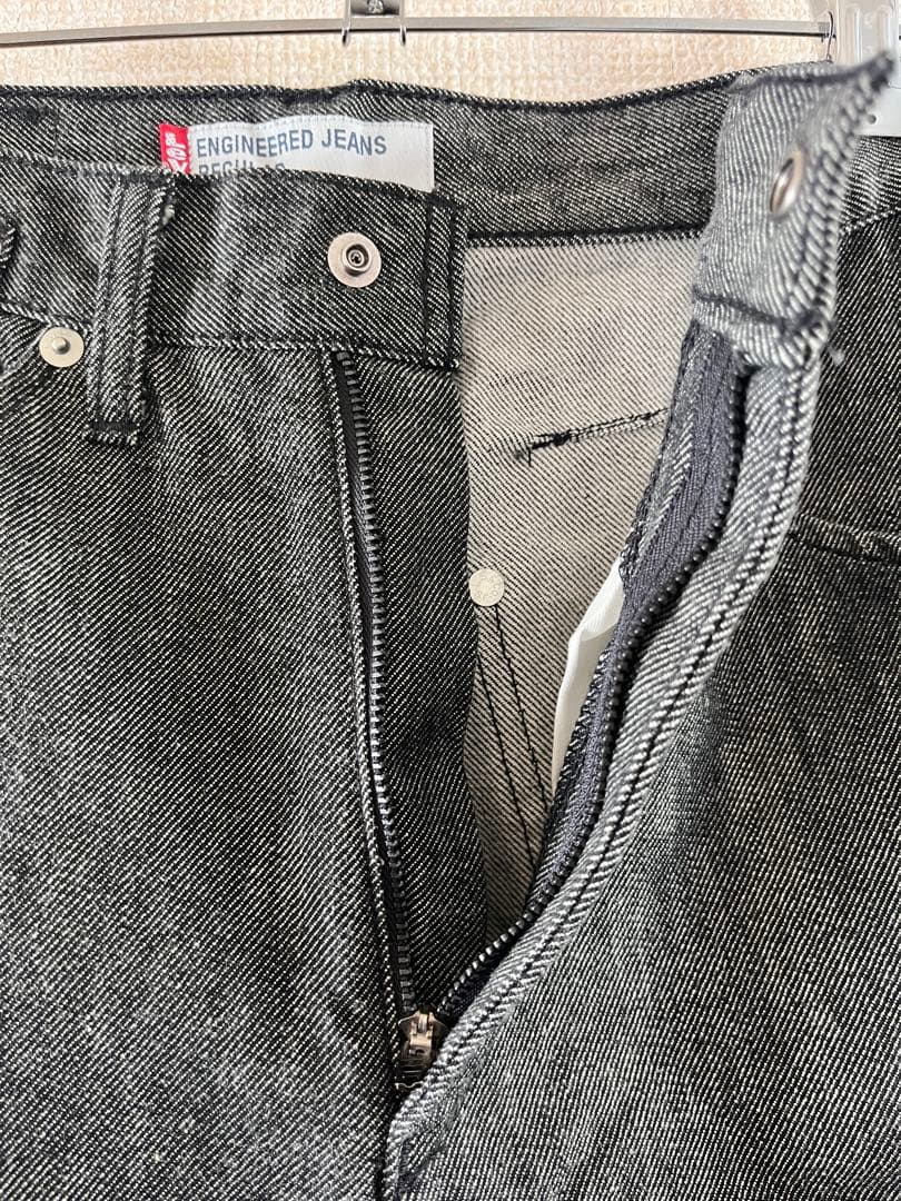 W31リーバイス エンジニアード　先染ブラック　日本製　アーカイブ　立体裁断