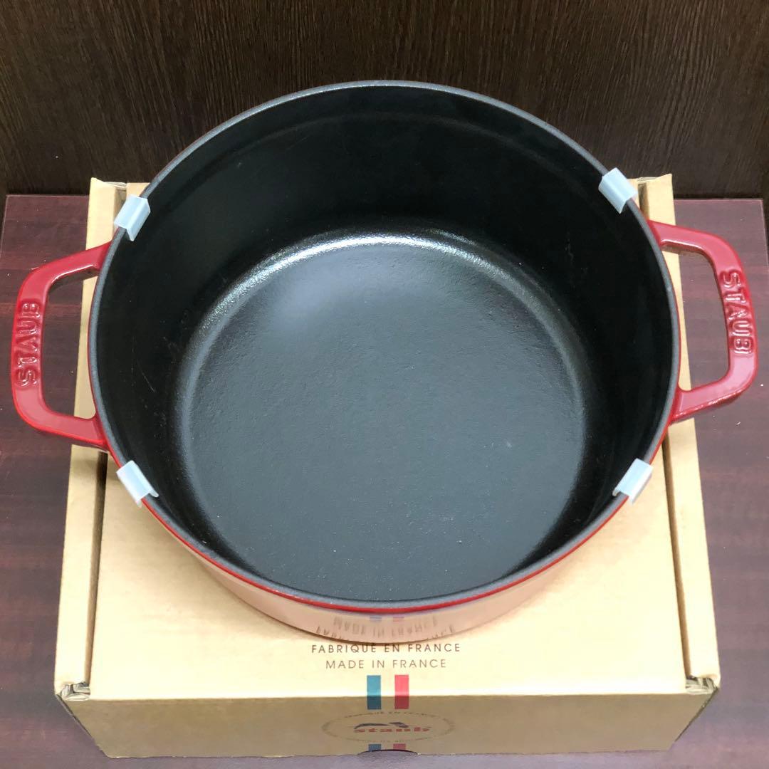 『新品・未使用品』STAUB ピコ・ココット ラウンド 24cm/チェリー