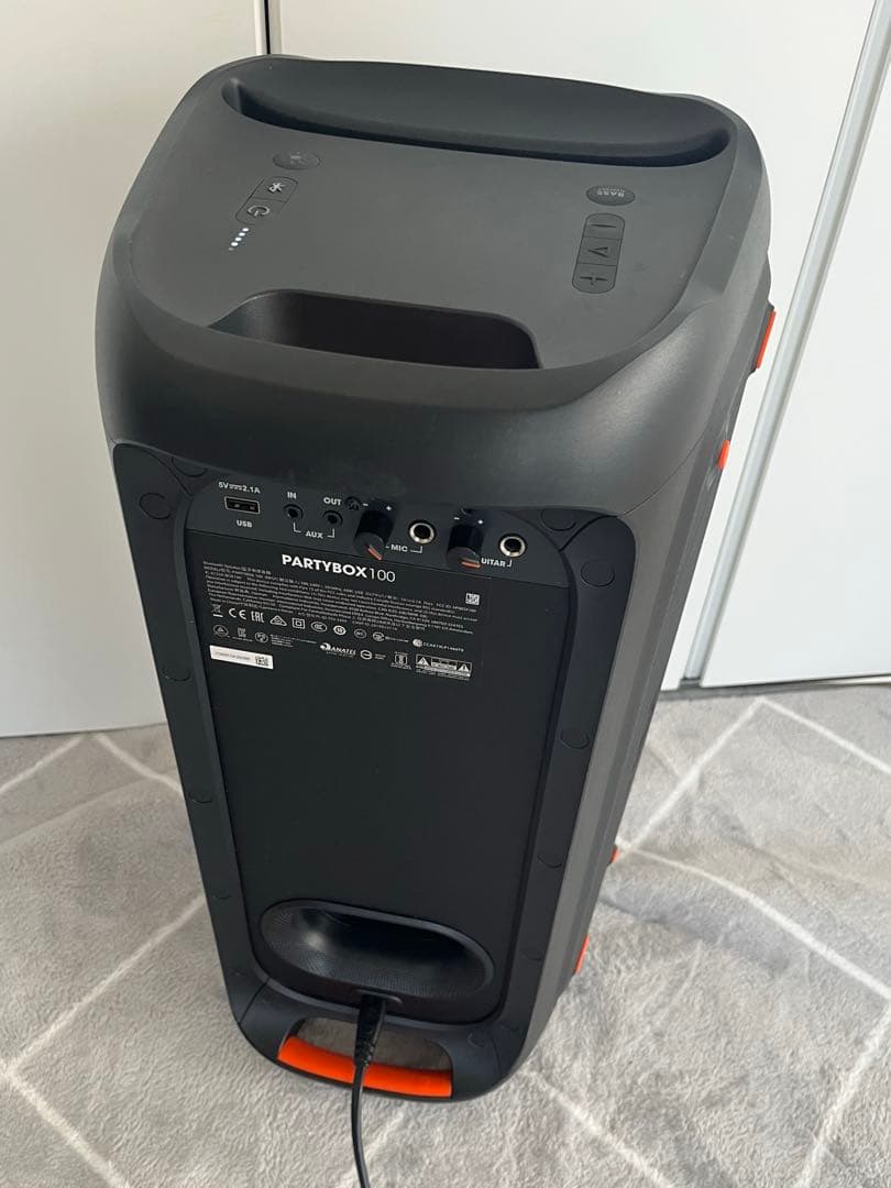 JBL PARTY BOX 100ワイヤレススピーカー Bluetooth対応