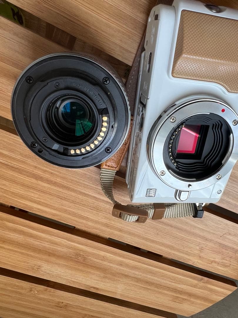 ☆Wi-Fi & 自撮り☆オリンパス E-PL5 ホワイト レンズキット