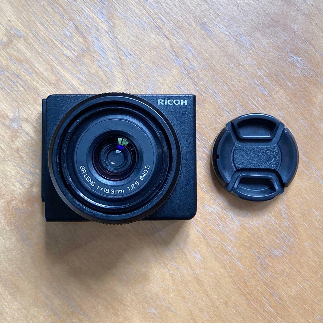 デジタルカメラ RICOH GXR A28 28mm