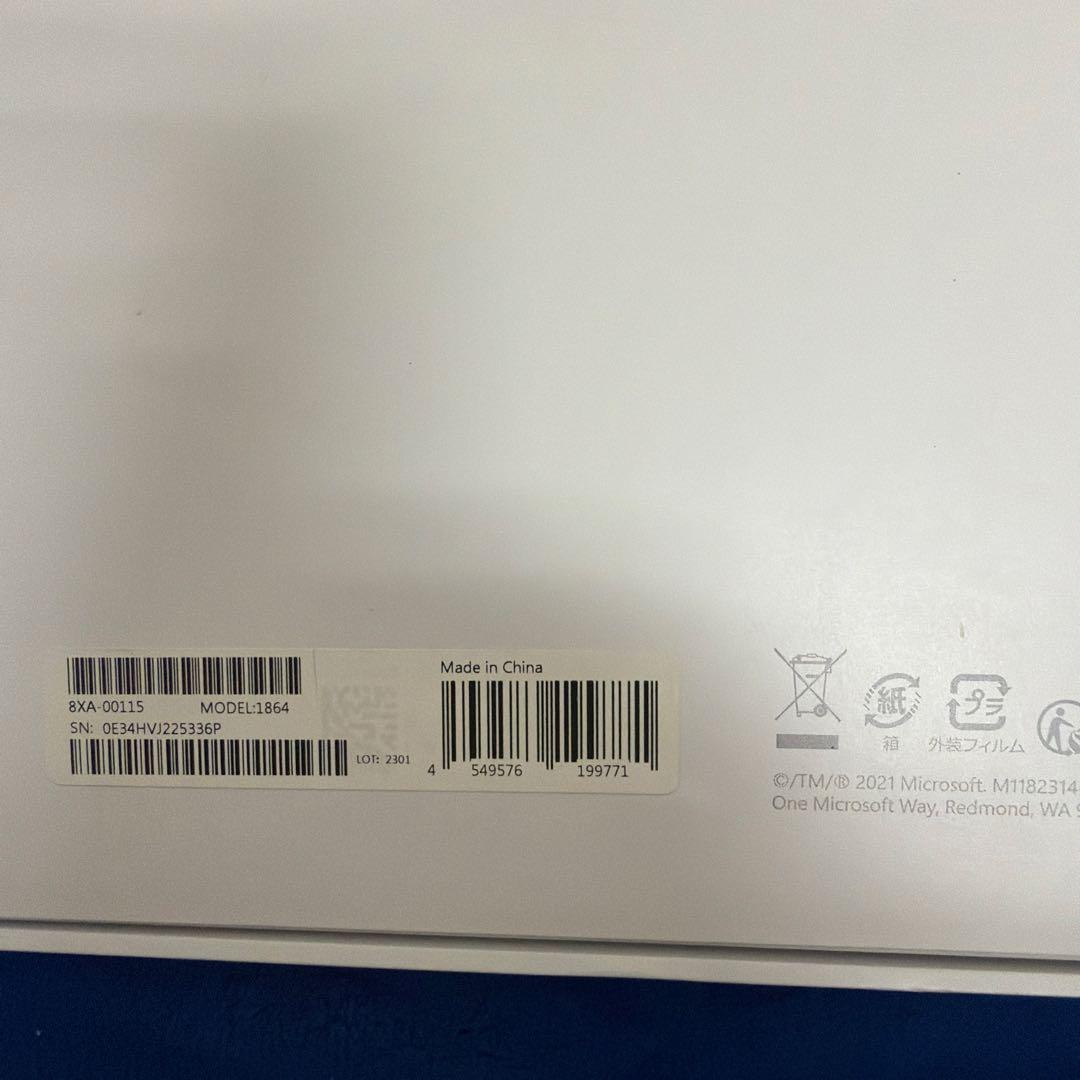 キーボード Microsoft Surface Pro Signature Keyboard