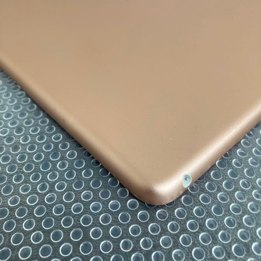 1024 電池最良好☆比較的美品☆iPad6 第6世代 32GB WIFIモデル