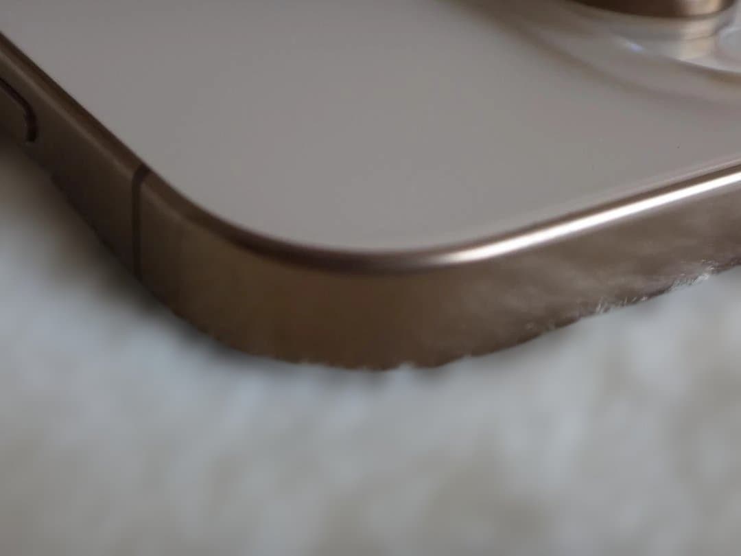 【中古美品】Apple iPhone 16 Pro Max 256GB