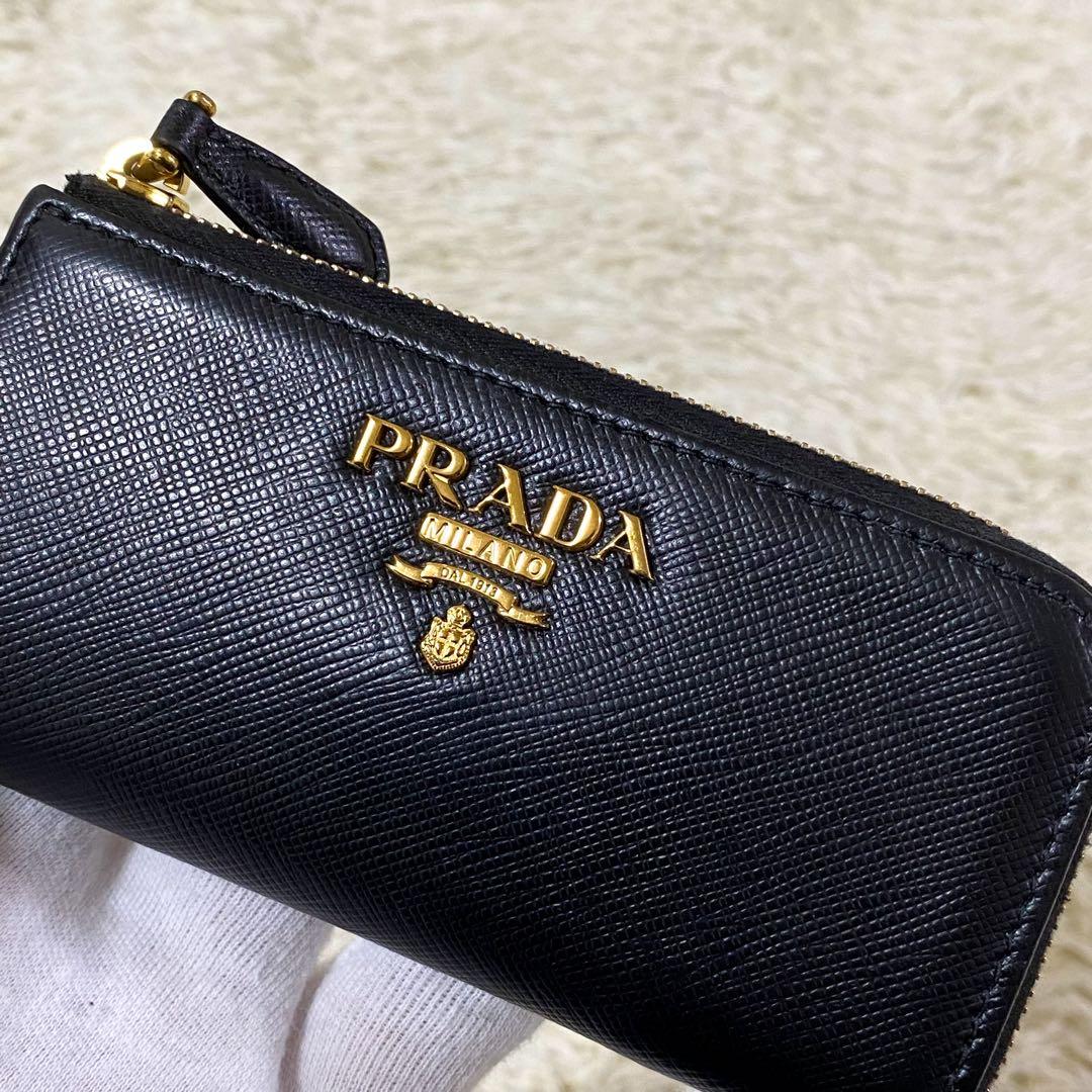 【美品】プラダ ケース キーリング サフィアーノレザー 1PP026 黒