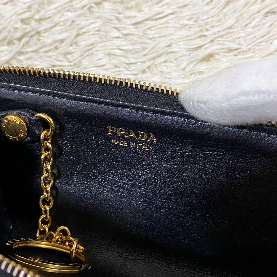 【美品】プラダ ケース キーリング サフィアーノレザー 1PP026 黒