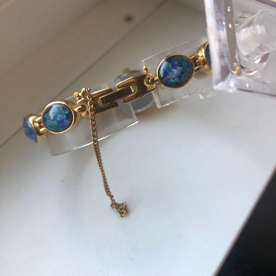 ブレスレットウォッチ　ゴールド オパール風デザイン 時計　稼働品