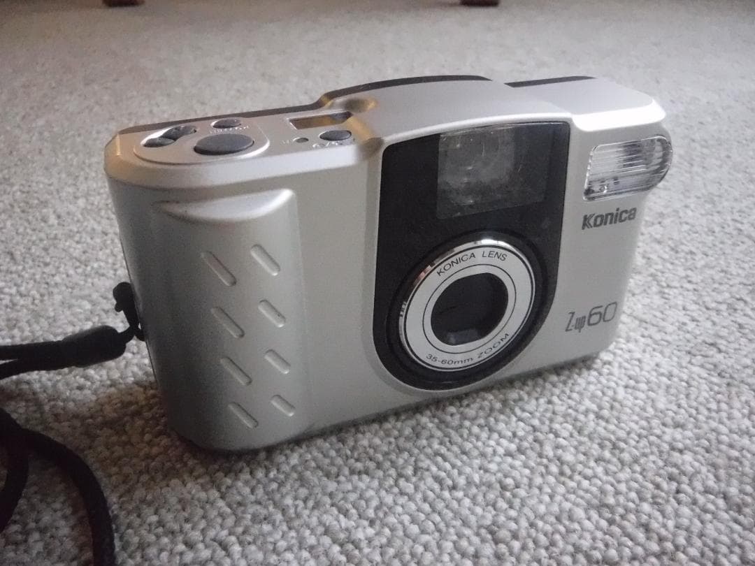 KONICA コンパクト フィルムカメラ Konica Z-up 60 シルバー