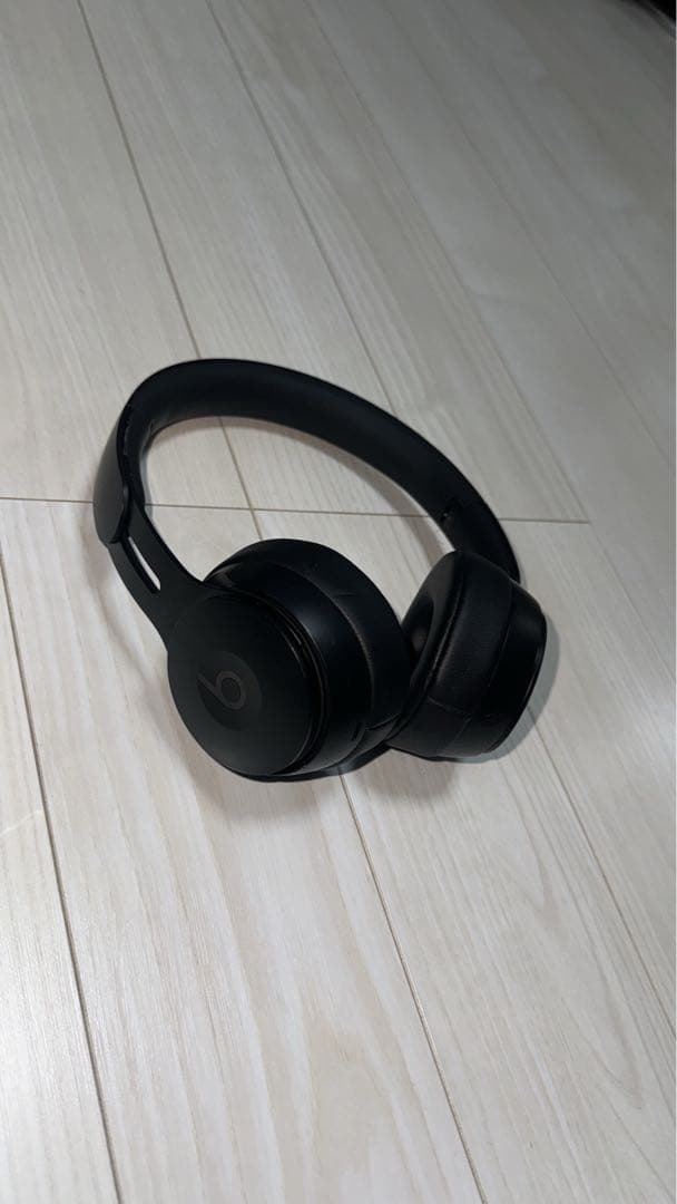 【送料無料】ビーツ ワイヤレスヘッドホン ブラック