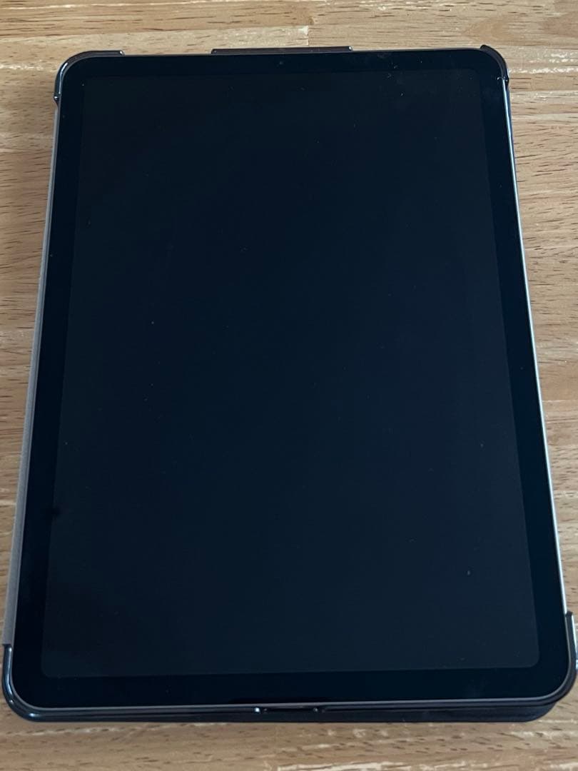 iPad Air第4世代　64G スペースグレー　ケース付き