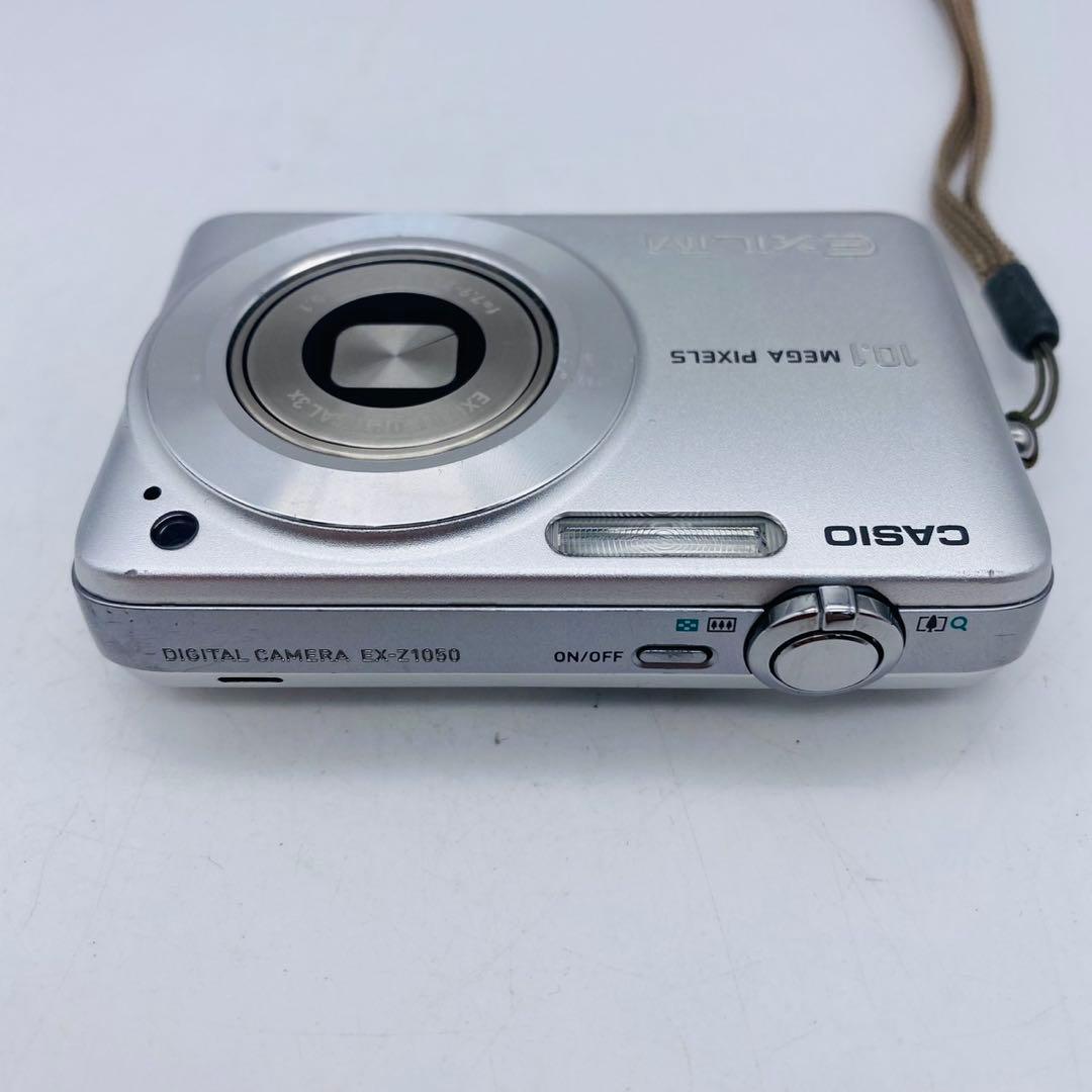 ★【美品動作確認済み】CASIO EXILIM EX-Z1050