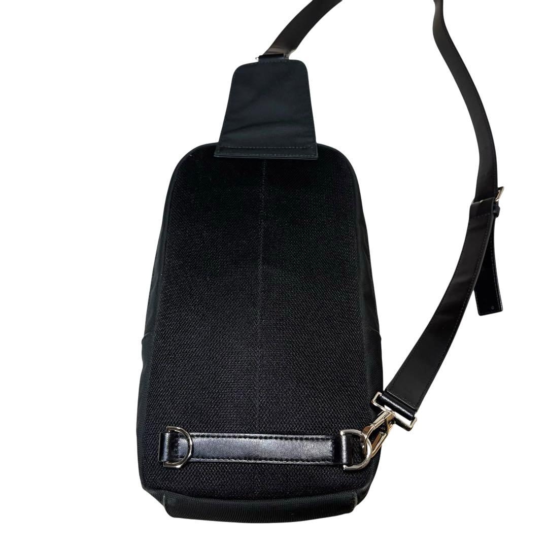 Paul Smith ポールスミス　ボディバッグ レザー　ブラック