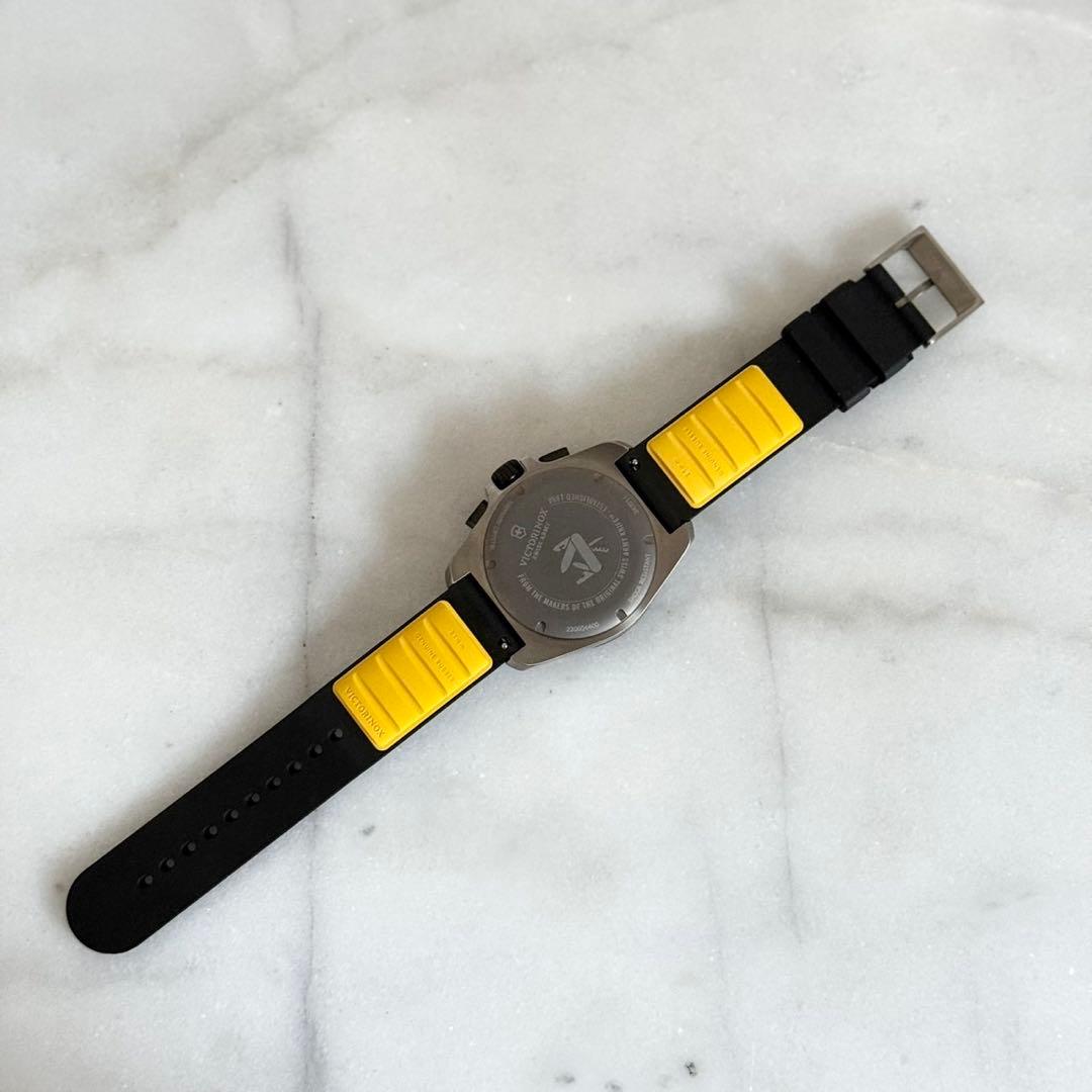 VICTORINOX 腕時計 I.N.O.X. CHRONO