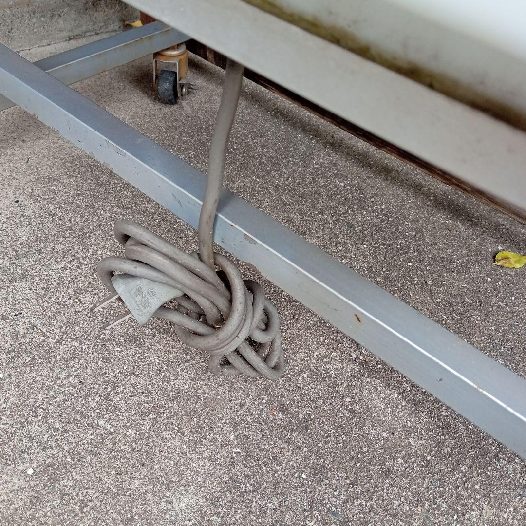 照明付き　看板 キャスター付き　移動式　屋外用