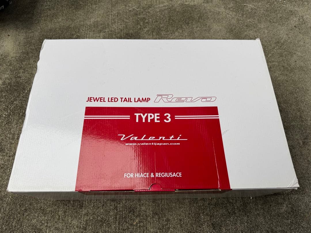 バレンティ ジュエルLEDテールランプREVO TYPE3 ハイエース