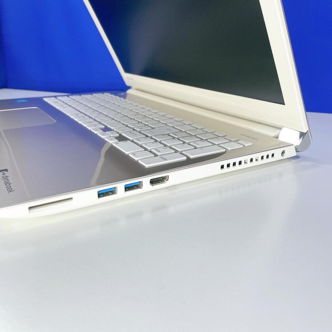 すぐ使える✨快適SSD✨Windows11✨東芝ゴールドノートパソコン薄型カメラ