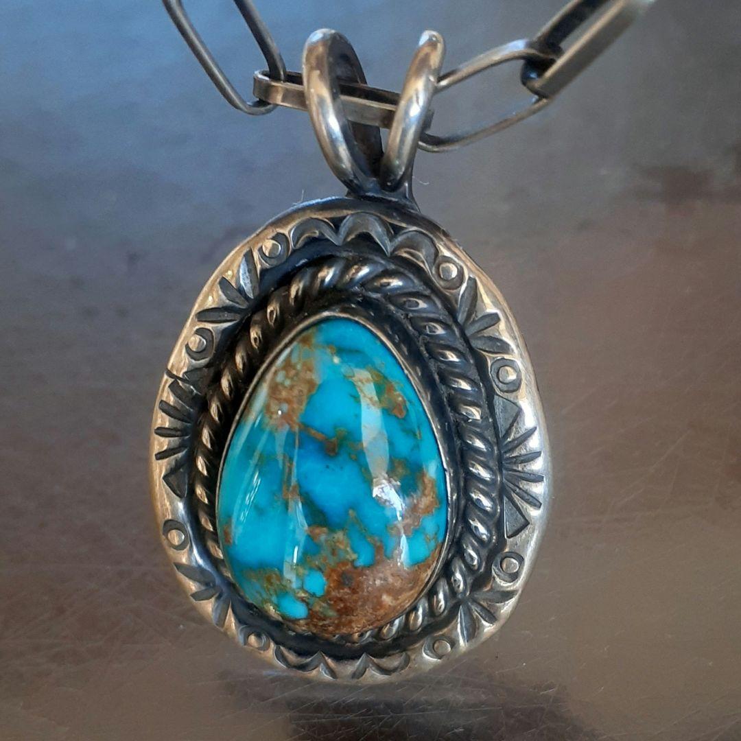 ハイグレード【キャンデラリア】レッドウェブ ペンダントトップ navajo